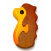 Bouton de meuble enfant en bois en forme de hérisson marron et jaune, vue de côté