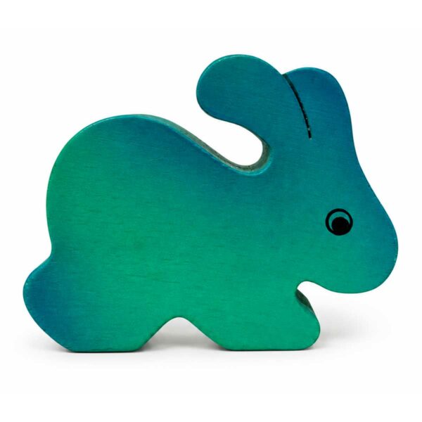 Bouton de meuble enfant en bois en forme de lapin vert et bleu orienté vers la droite