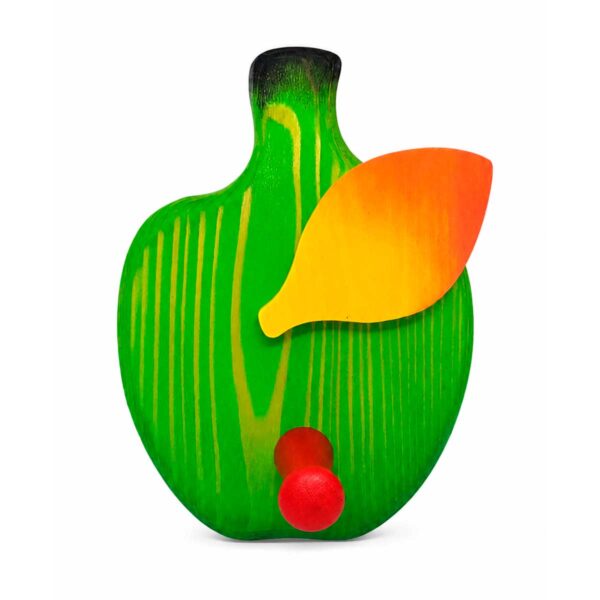 Porte-manteau enfant en bois en forme de poire vert clair, avec feuille jaune et orange et crochet rouge.